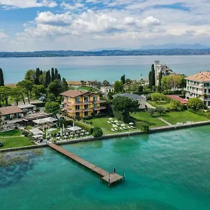 https://residence-casa-dei-pescatori.it-lombardy.com
